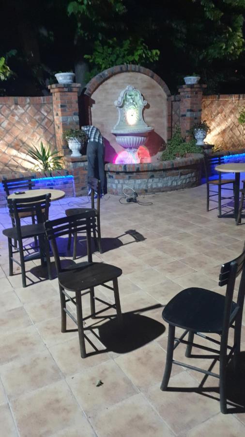 Castello Inn Smederevska Palanka Екстериор снимка